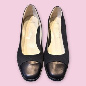 LaBadia🎀NWT🎀ItalianMade🎀BlackWedgePumps🎀LeatherCapToe🎀Size9🎀ClassicElegance